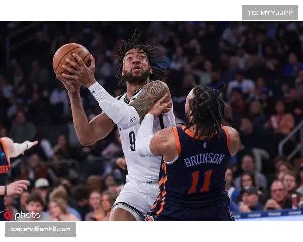 半场战报：尼克斯领先篮网15分，向东部前四迈进